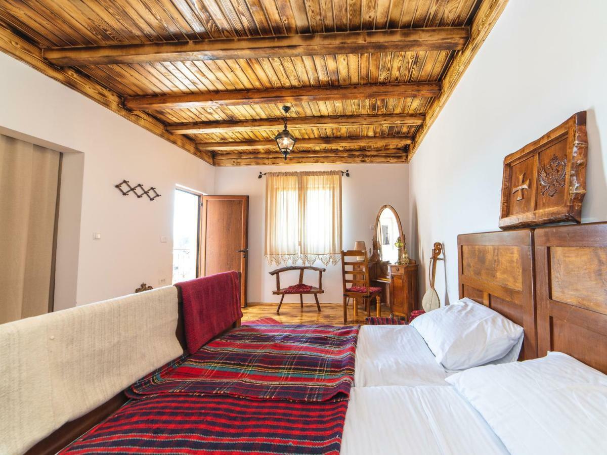Hotel Royal Garden Nikšić Esterno foto
