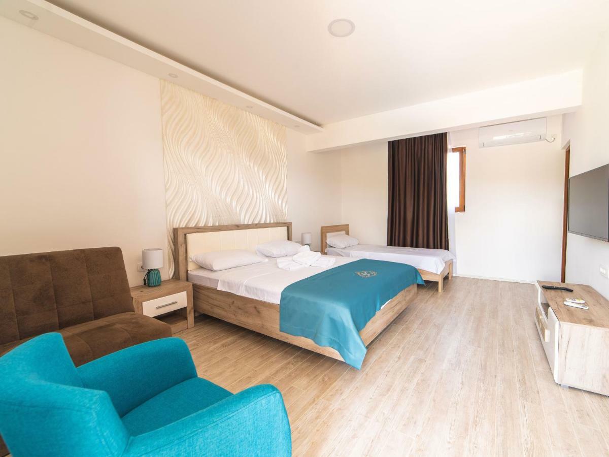 Hotel Royal Garden Nikšić Esterno foto