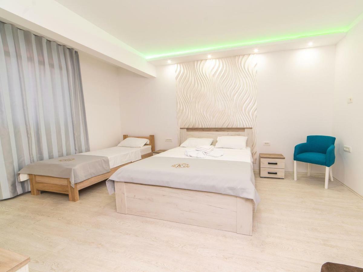 Hotel Royal Garden Nikšić Esterno foto